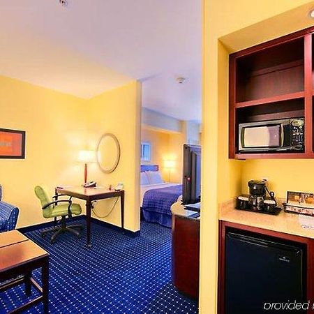 Springhill Suites By Marriott Эль-Пасо Номер фото